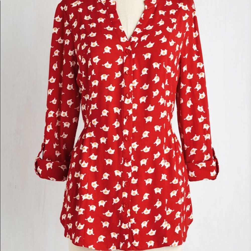 Trusty travel top in elephants
